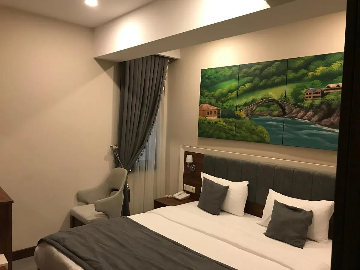 Deryaman Hotel ترابزون 3*,